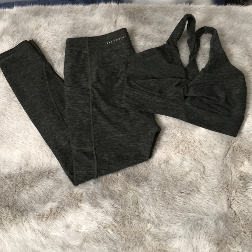 Victoria SecretSuper Soft Sports bra